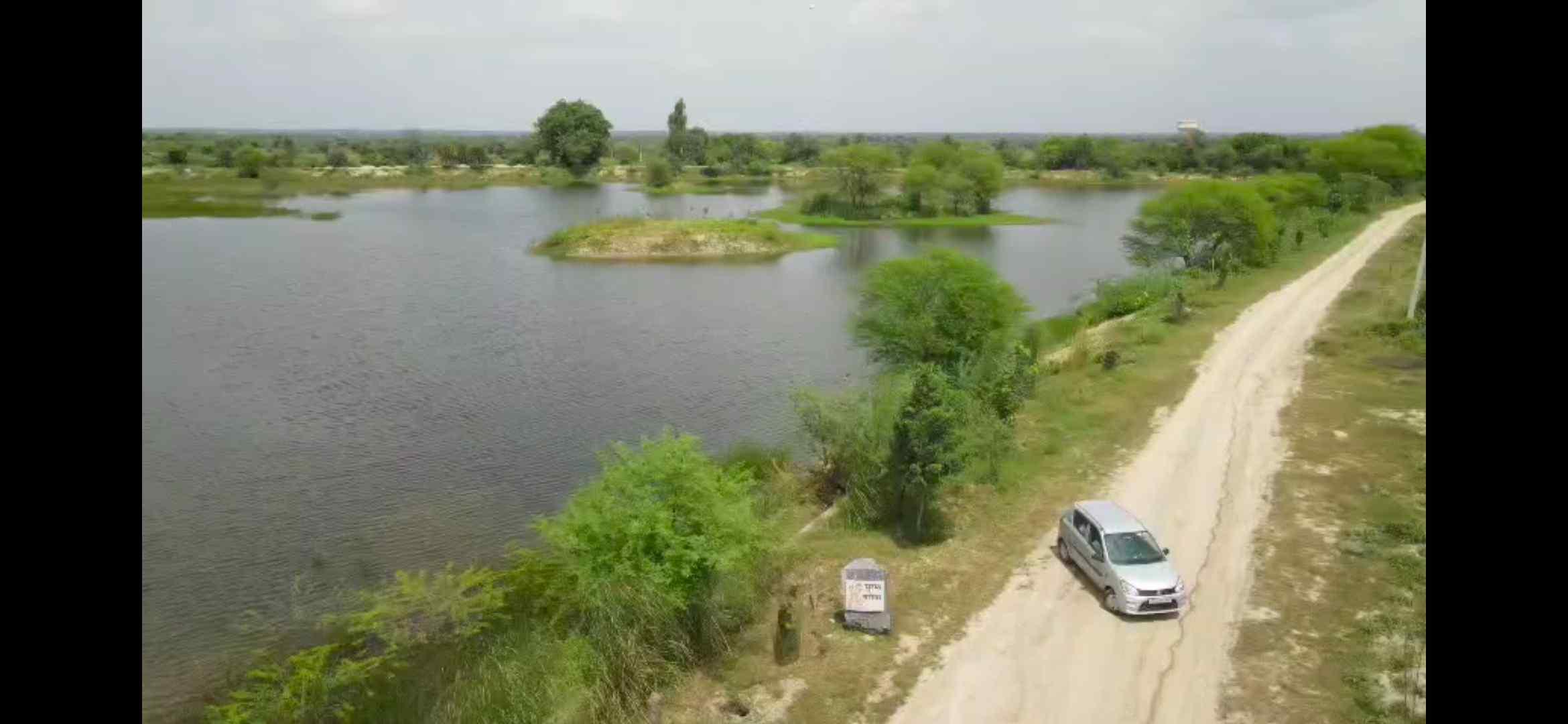 Excellent connectivity to Ajmer Road and Diggi Road, a magnificent 1200 bigha project with all amenities in Jaipur which has plots and farmhouses.